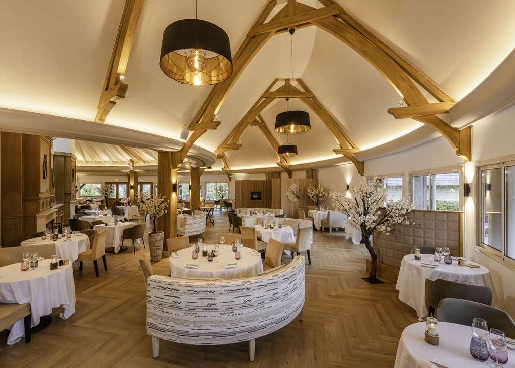 Les Manoirs De Tourgeville Deauville Restaurant photo